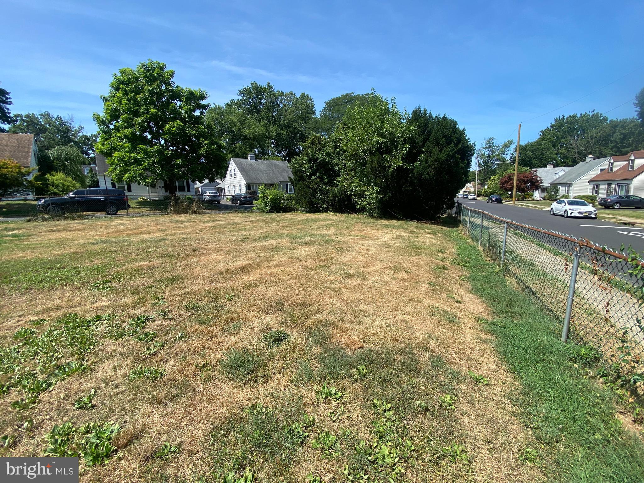 ROSLYN - Residential