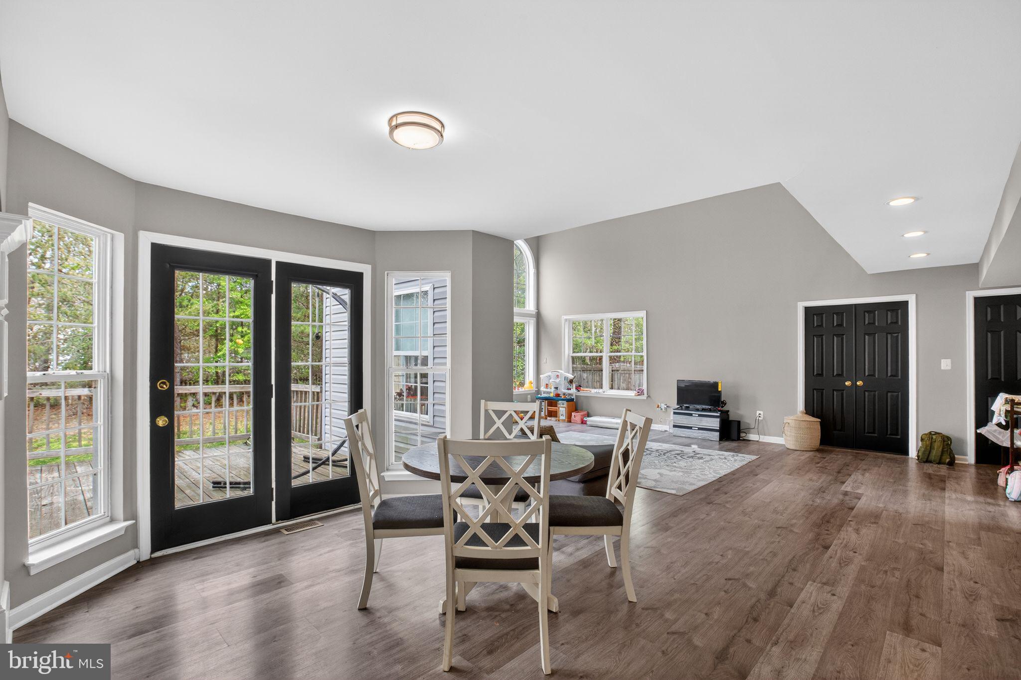 SAINT RICHARDS MANOR - Residential