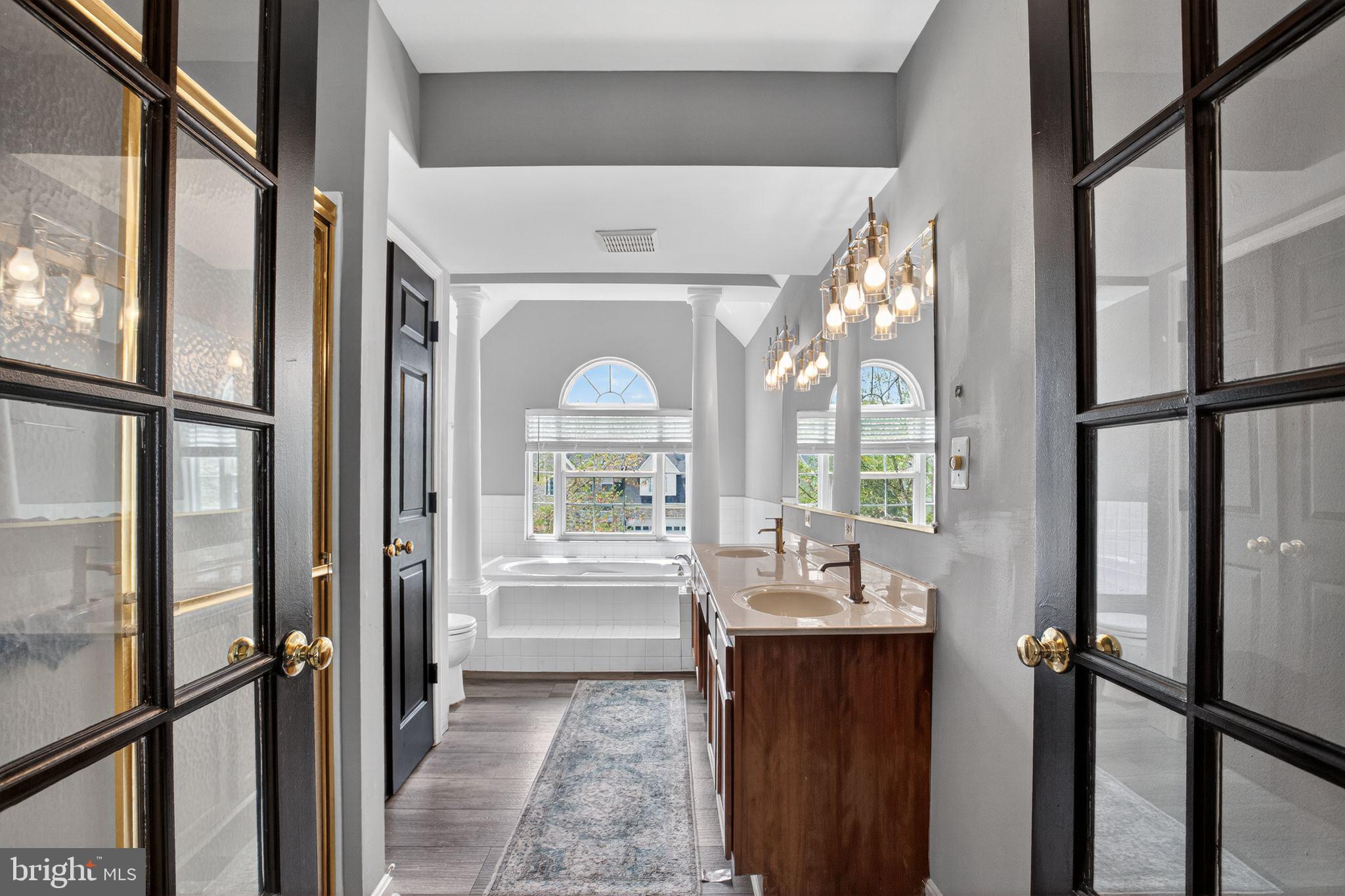 SAINT RICHARDS MANOR - Residential