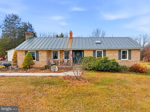 Photo of 5911 Smith Creek Road, NEW MARKET, VA 22844 (MLS # VASH2013326)