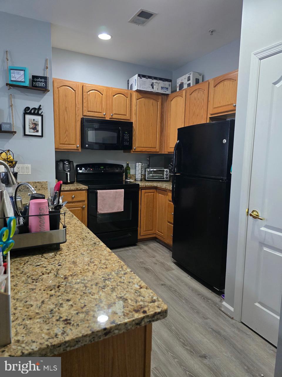 GATEWAY COMMONS - Residential Lease