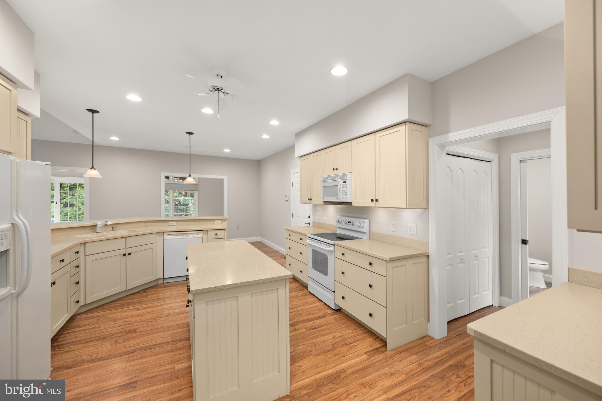 RIVERS END - Residential