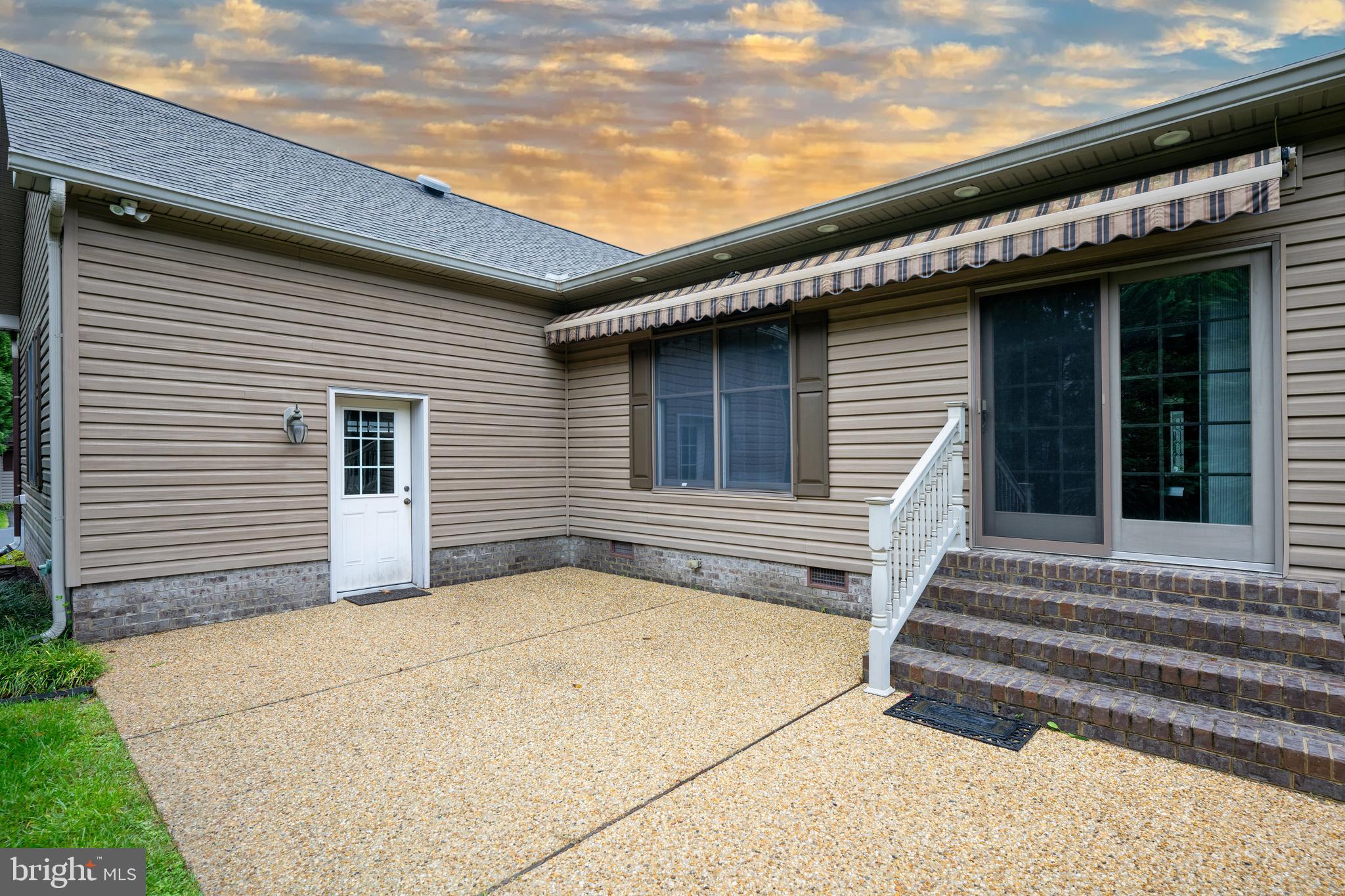 RIVERS END - Residential