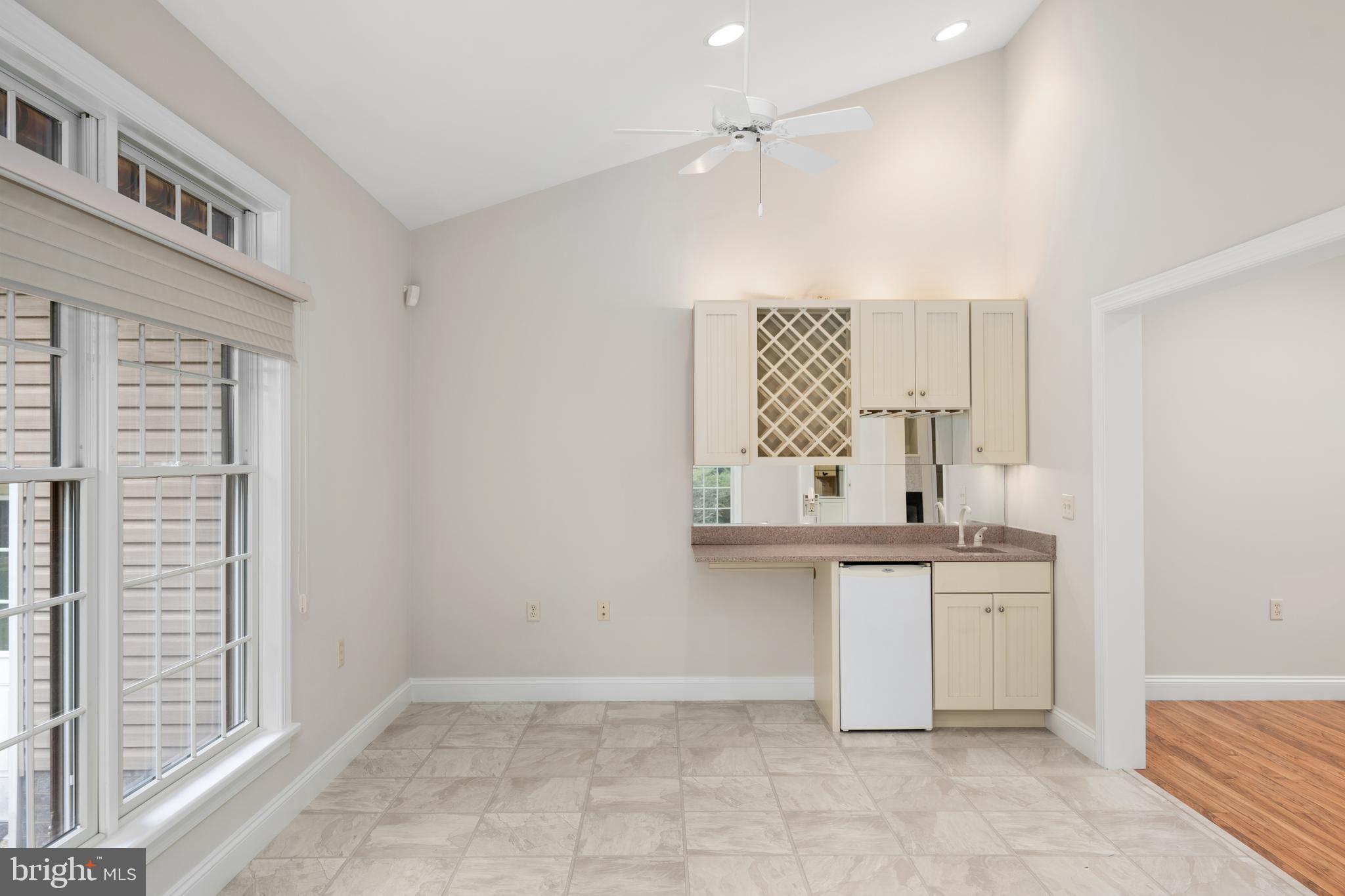 RIVERS END - Residential