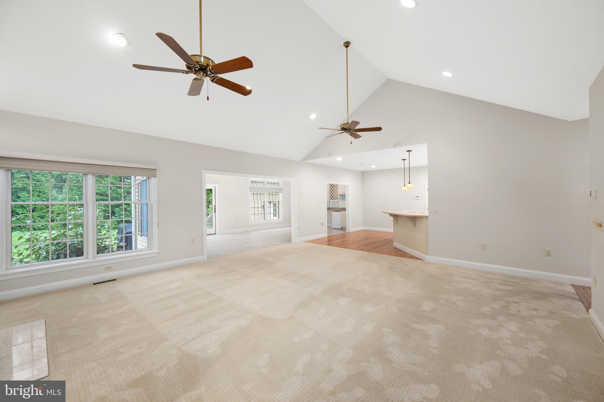 RIVERS END - Residential