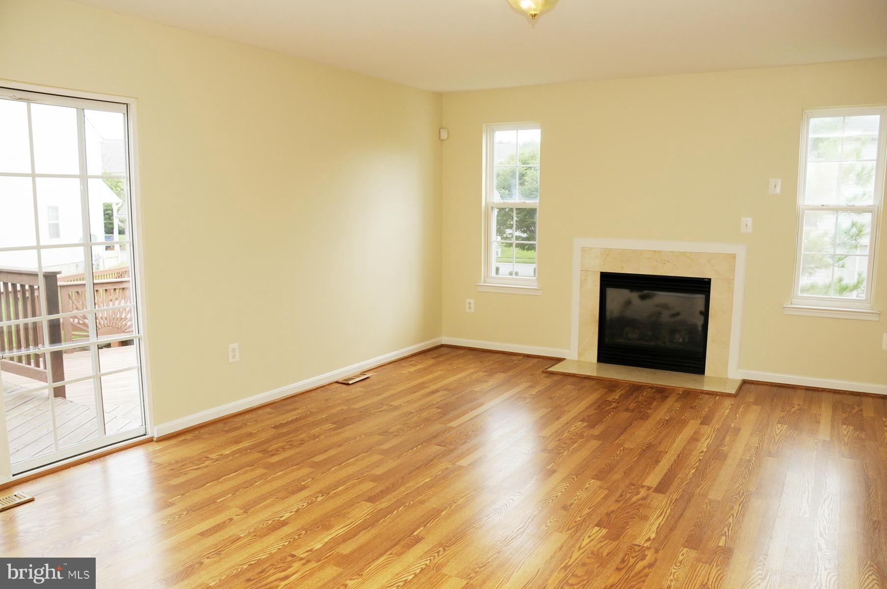 HANNAH PARK - Residential Lease