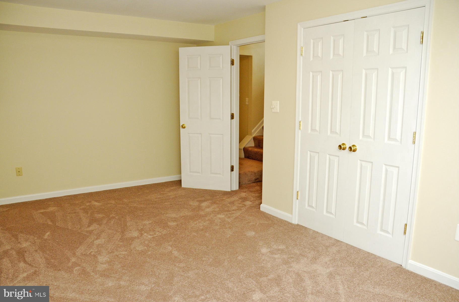 HANNAH PARK - Residential Lease