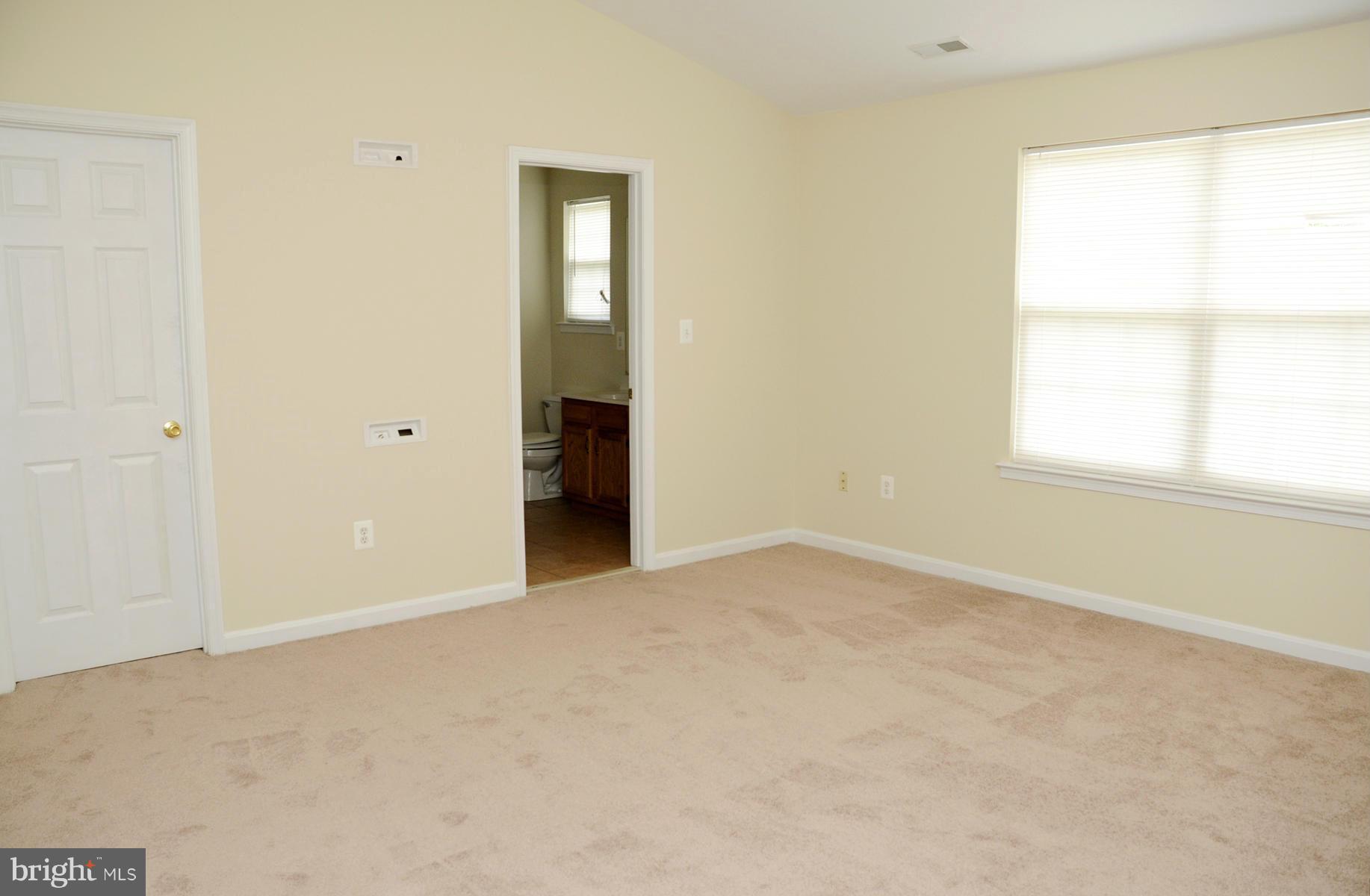 HANNAH PARK - Residential Lease