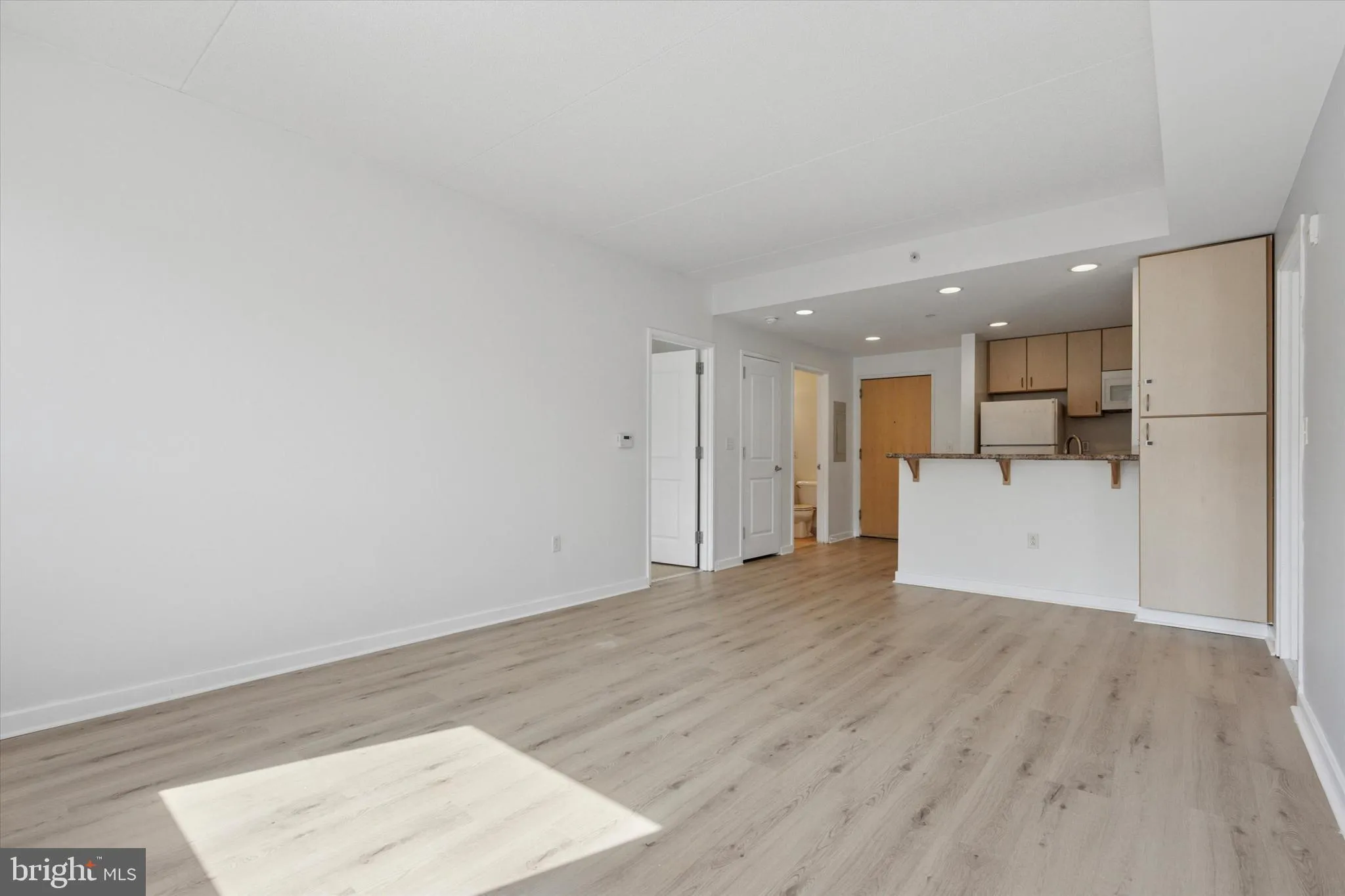 Philadelphia, Pennsylvania 19107, United States, 2 Bedrooms Bedrooms, ,2 BathroomsBathrooms,Residential,Active,115200