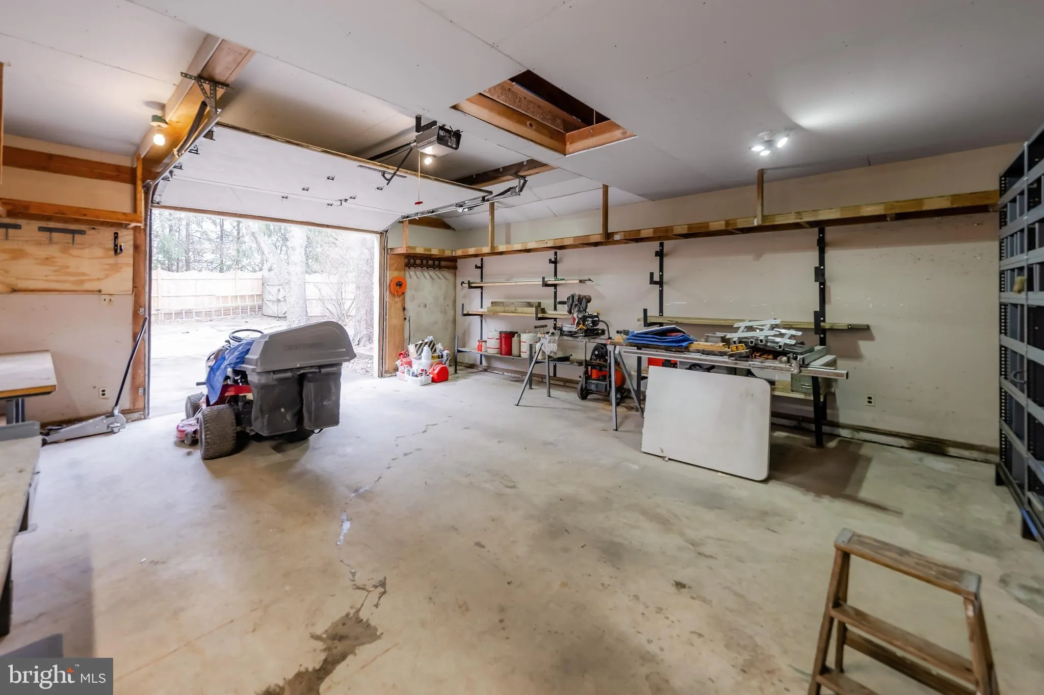 Sewell, New Jersey 08080, United States, 4 Bedrooms Bedrooms, ,3 BathroomsBathrooms,Residential,Pending,78176