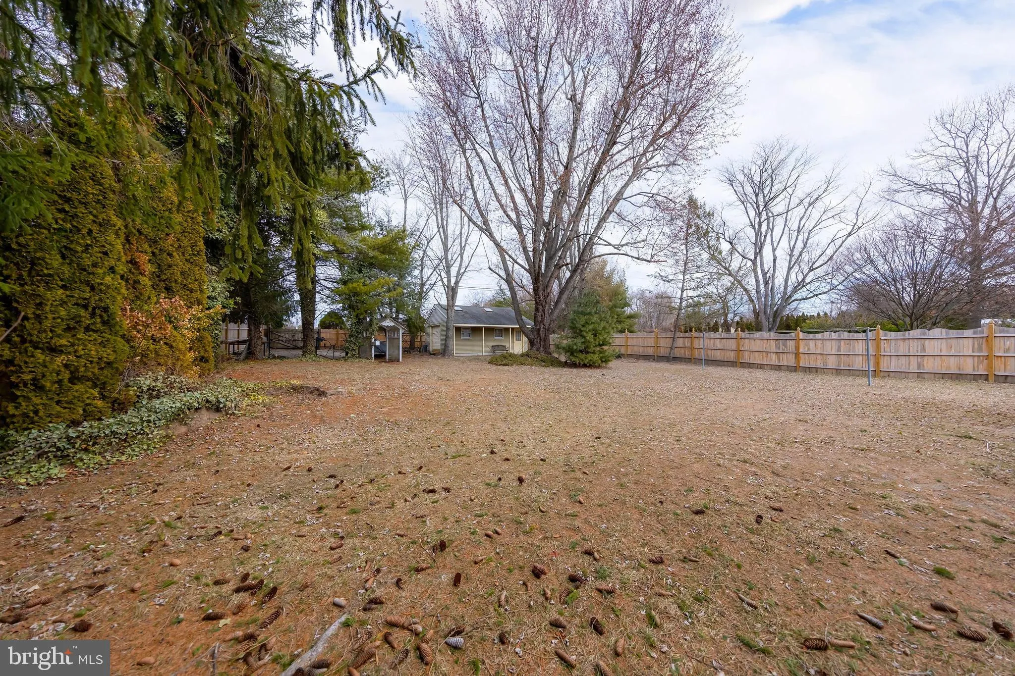 Sewell, New Jersey 08080, United States, 4 Bedrooms Bedrooms, ,3 BathroomsBathrooms,Residential,Pending,78176