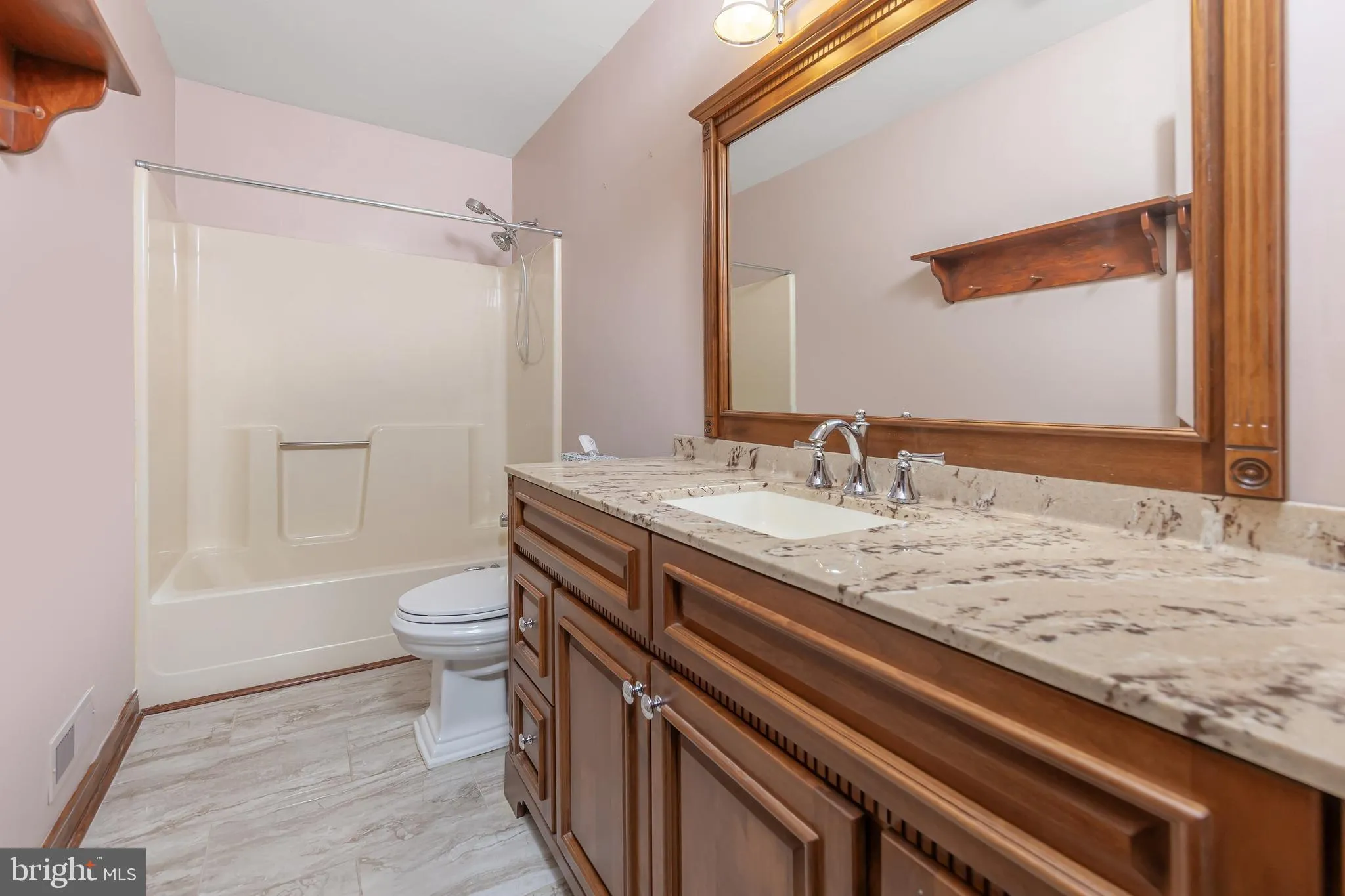 Sewell, New Jersey 08080, United States, 4 Bedrooms Bedrooms, ,3 BathroomsBathrooms,Residential,Pending,78176