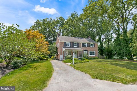 Photo of 1220 HILLCREST RD, LANCASTER, PA 17603 (MLS # PALA2039096)