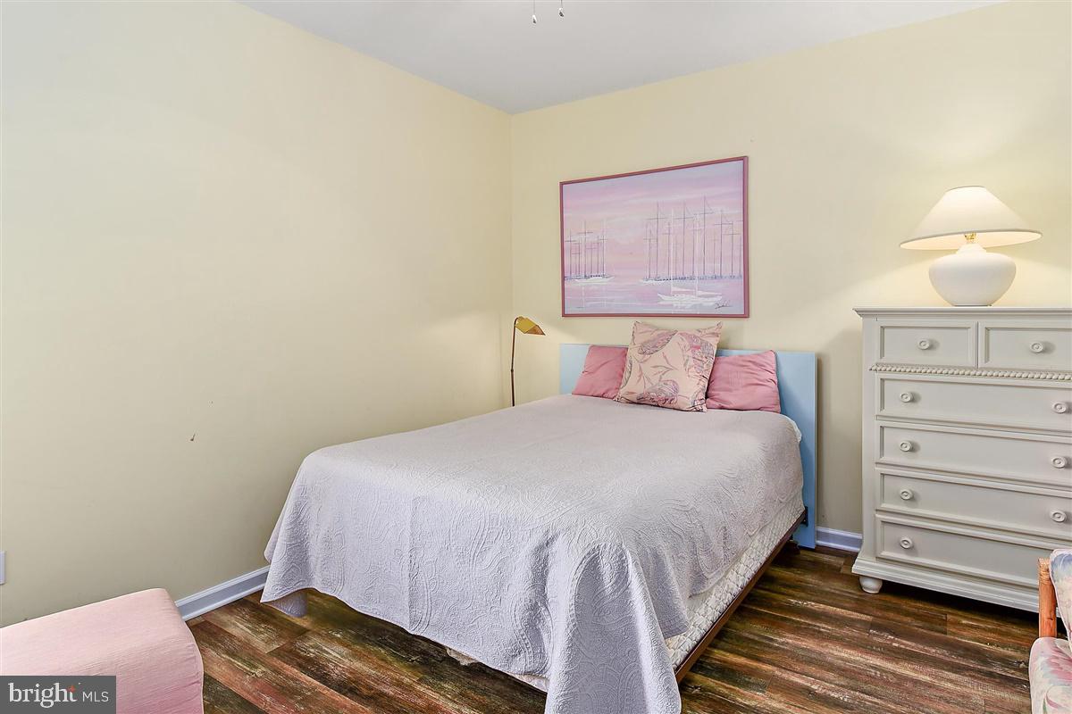 HERON HARBOUR - Residential