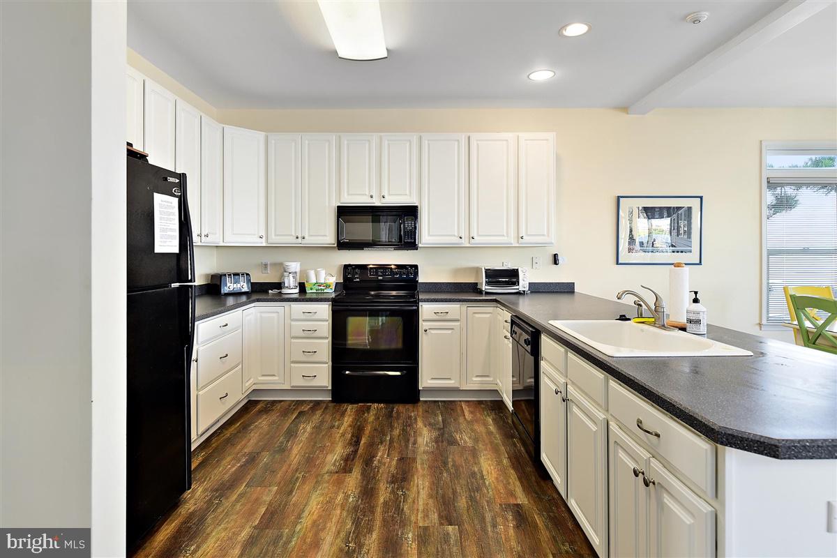 HERON HARBOUR - Residential