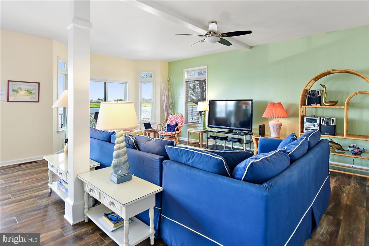 HERON HARBOUR - Residential