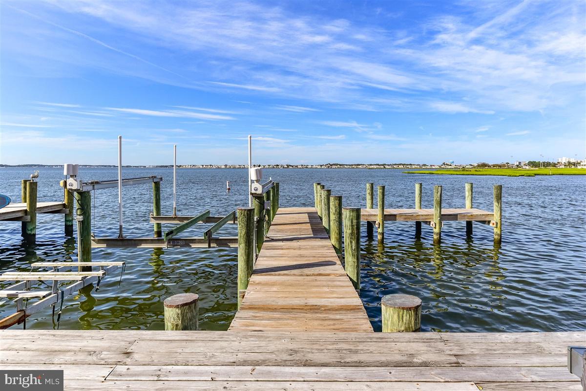 HERON HARBOUR - Residential