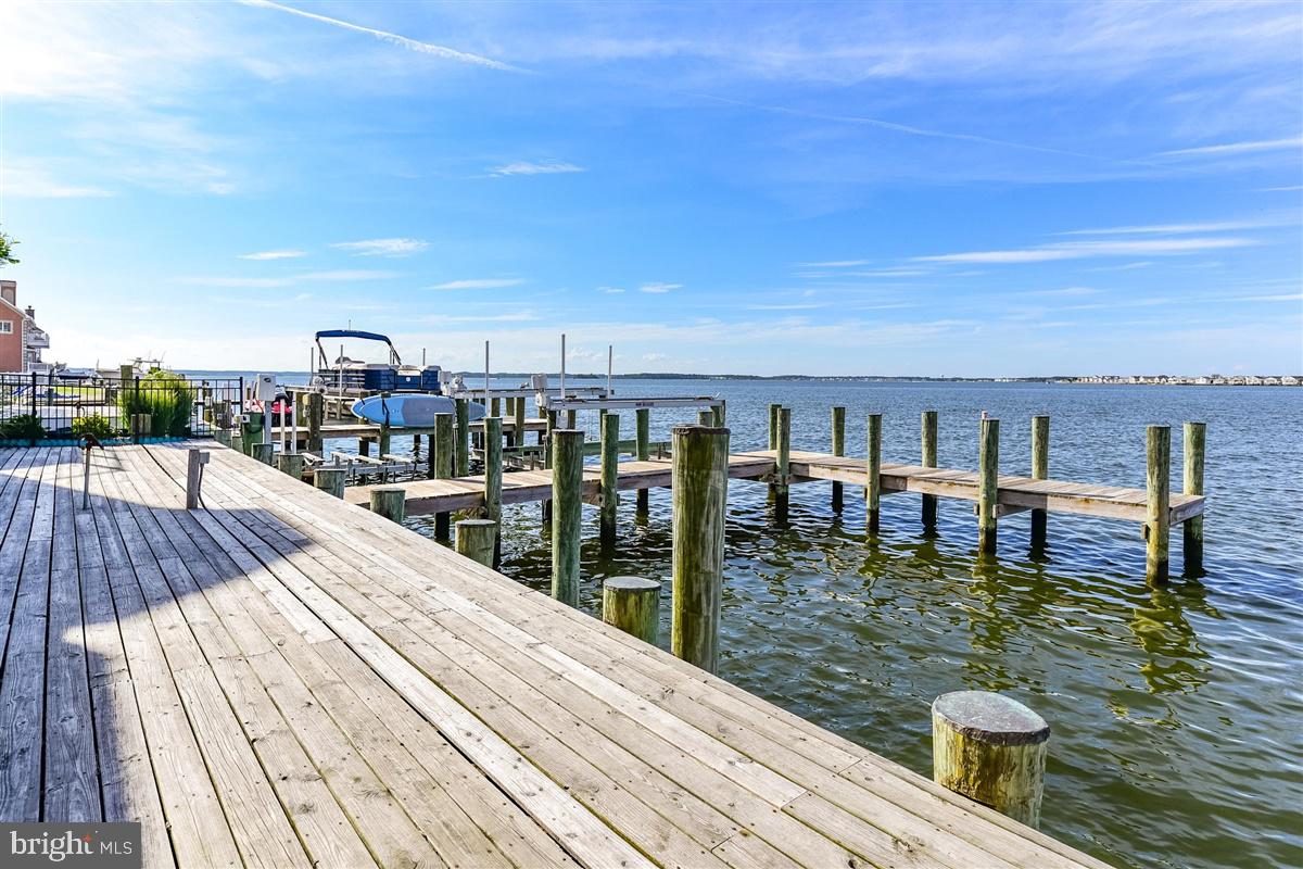 HERON HARBOUR - Residential