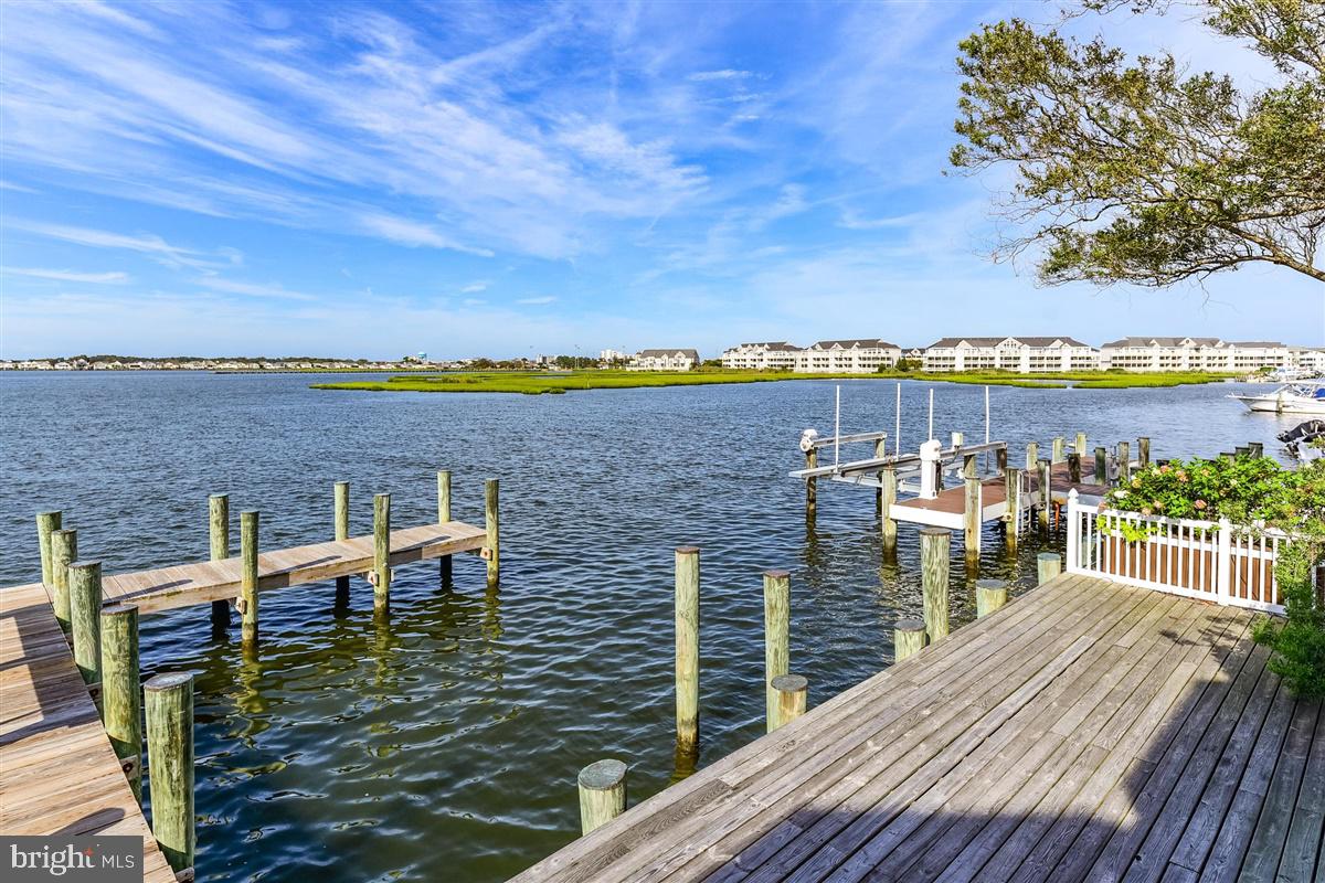 HERON HARBOUR - Residential