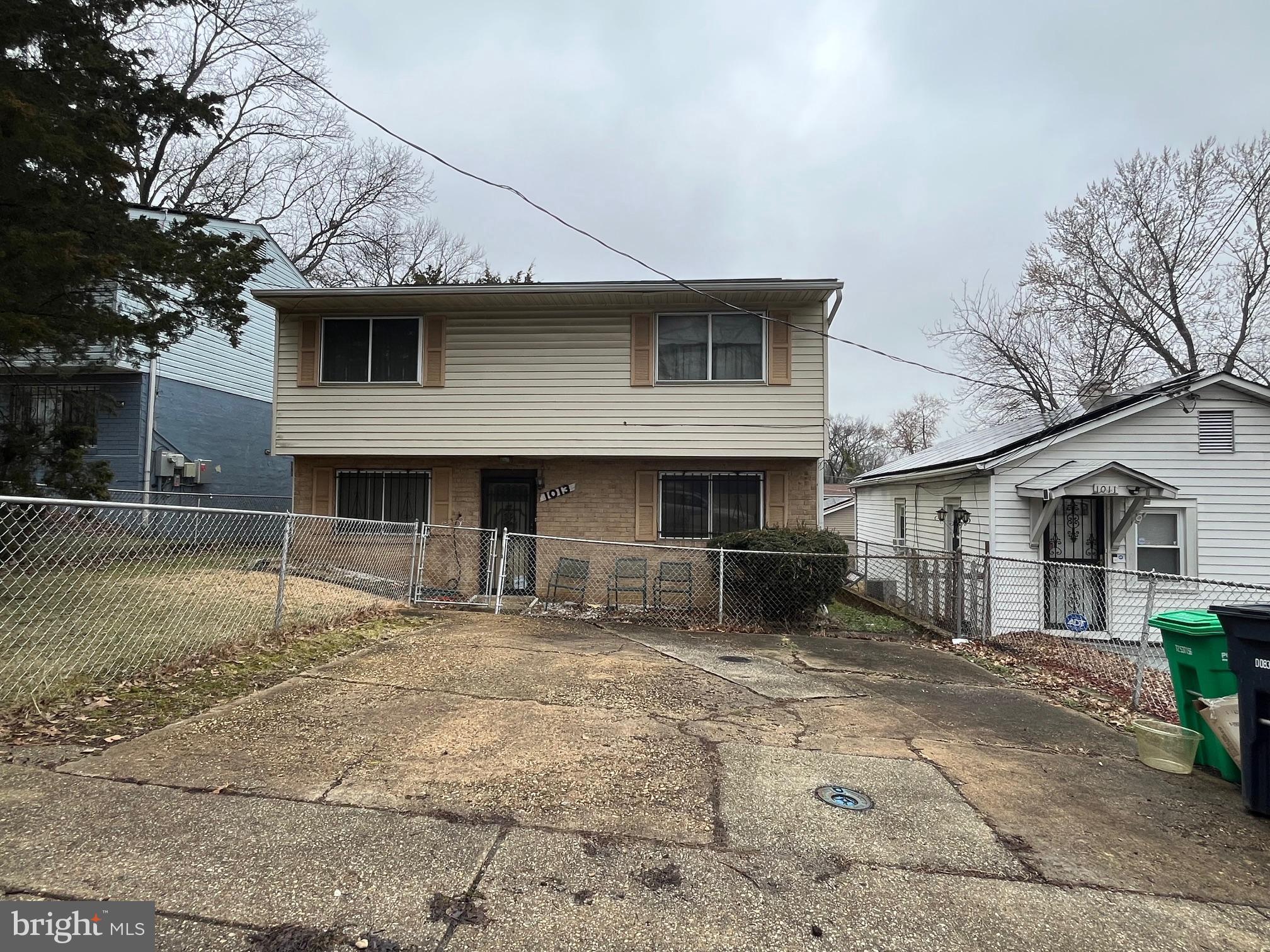 GREATER CAPITOL HEIGHTS - Residential