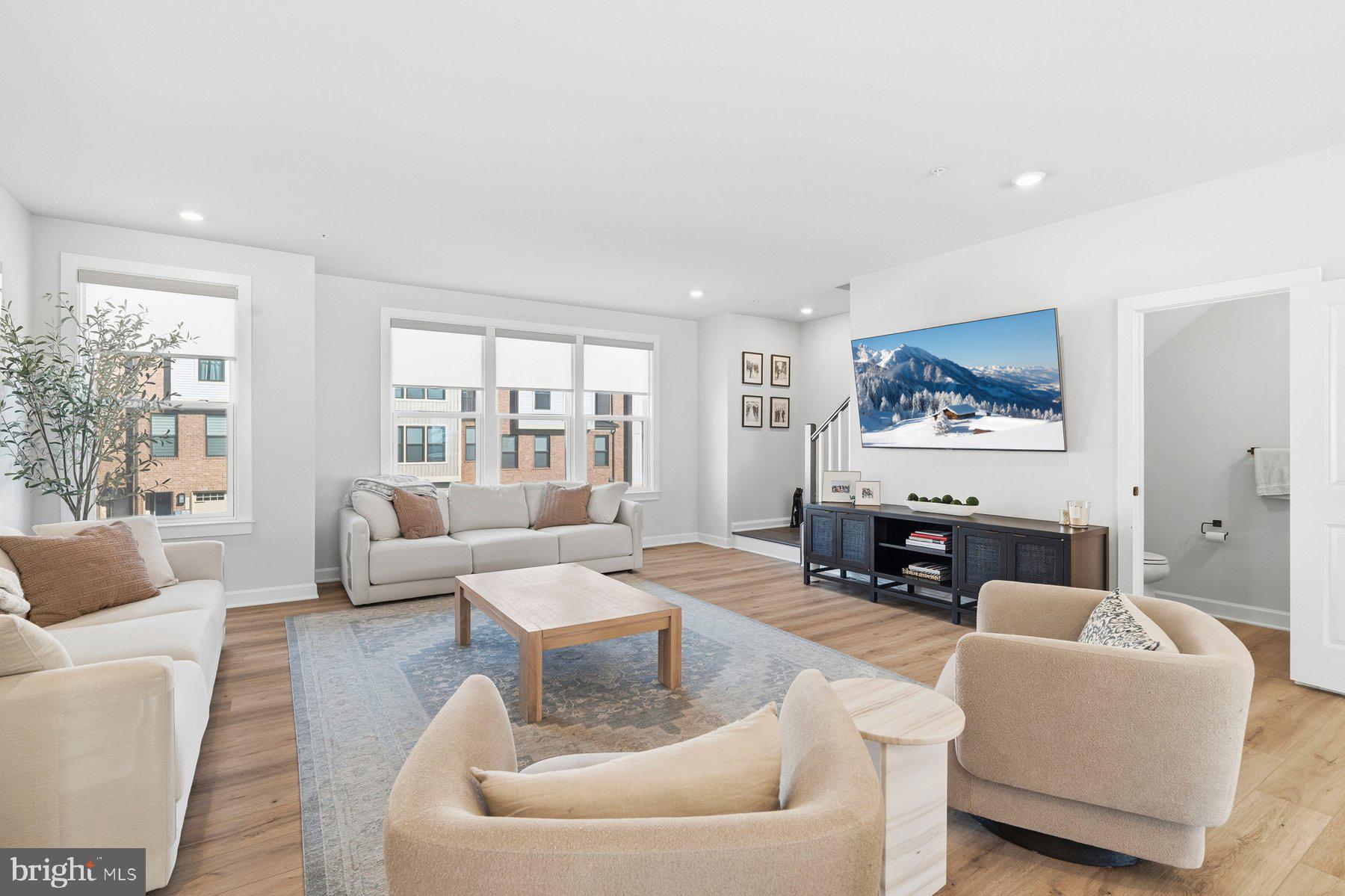 LONGVIEW RIDGE - Residential