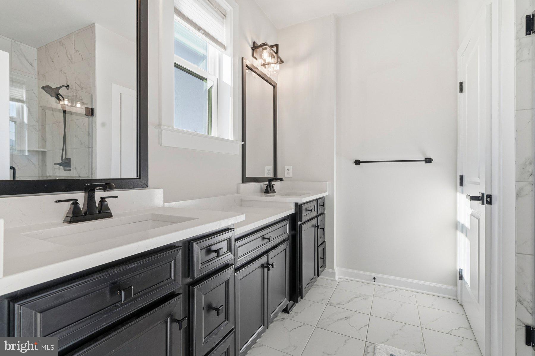 LONGVIEW RIDGE - Residential