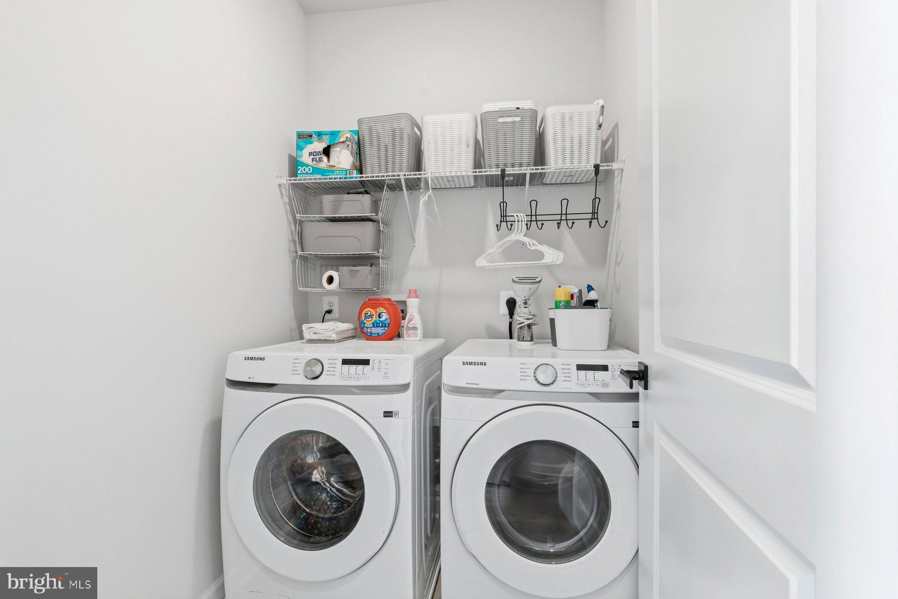 LONGVIEW RIDGE - Residential