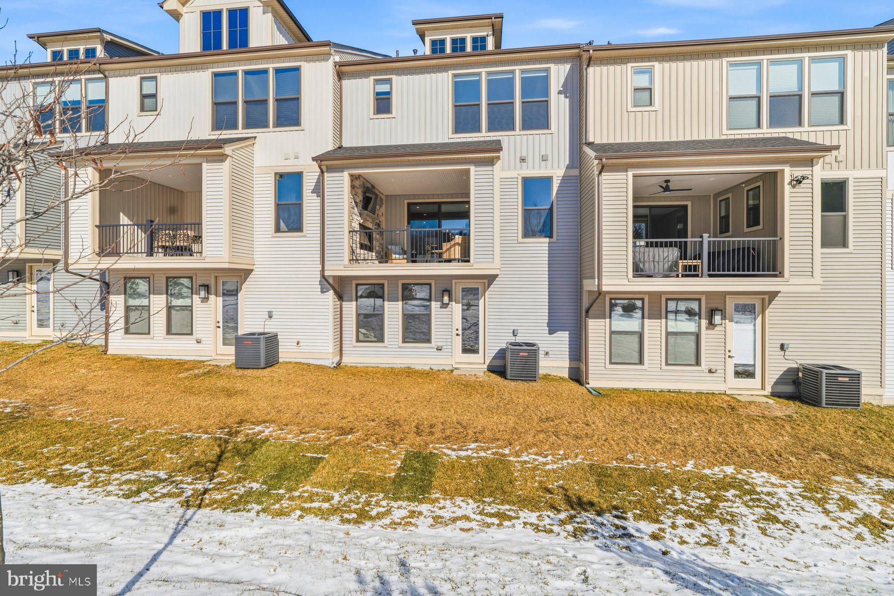 LONGVIEW RIDGE - Residential