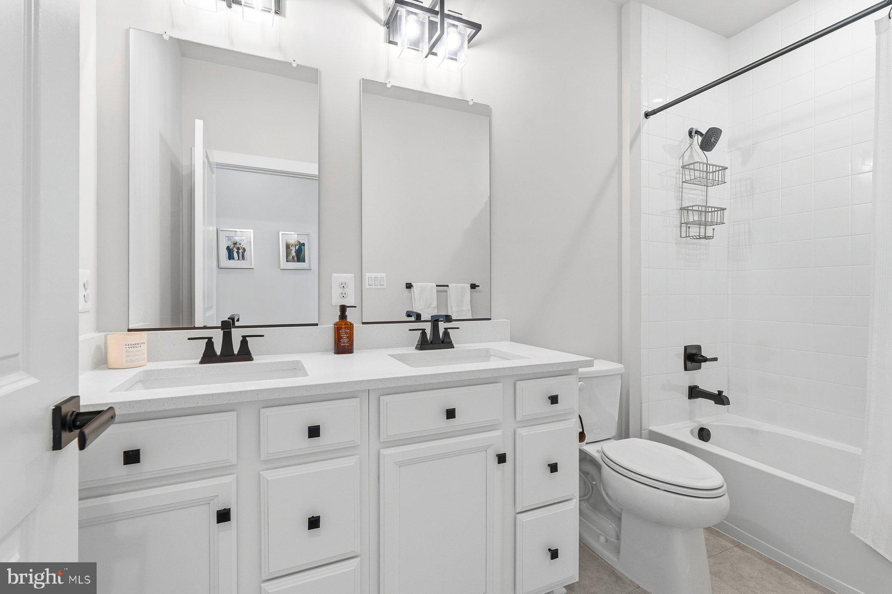 LONGVIEW RIDGE - Residential