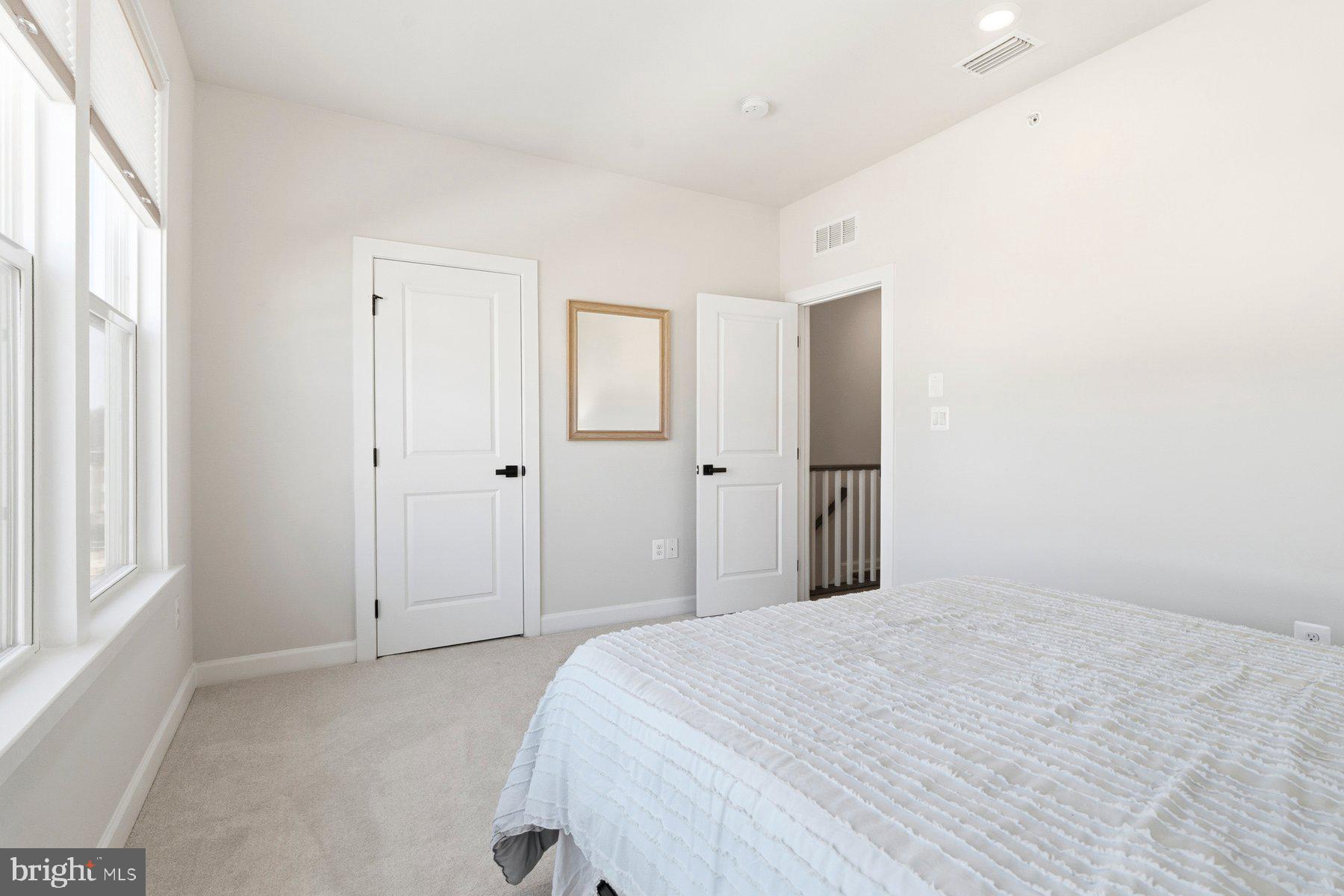 LONGVIEW RIDGE - Residential