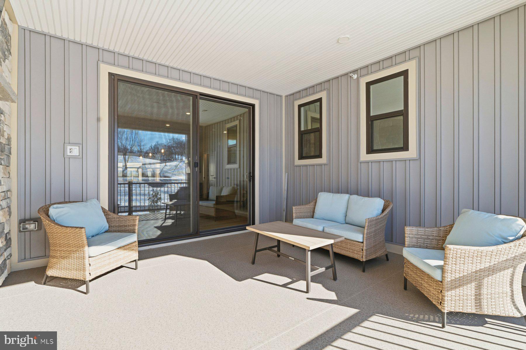 LONGVIEW RIDGE - Residential