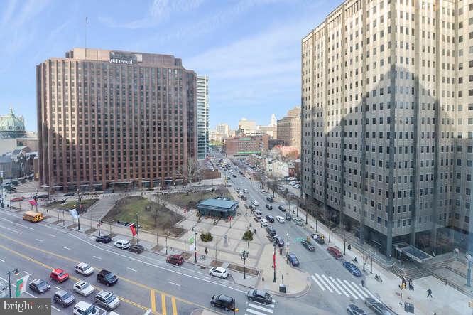LOGAN SQUARE - Residential Lease