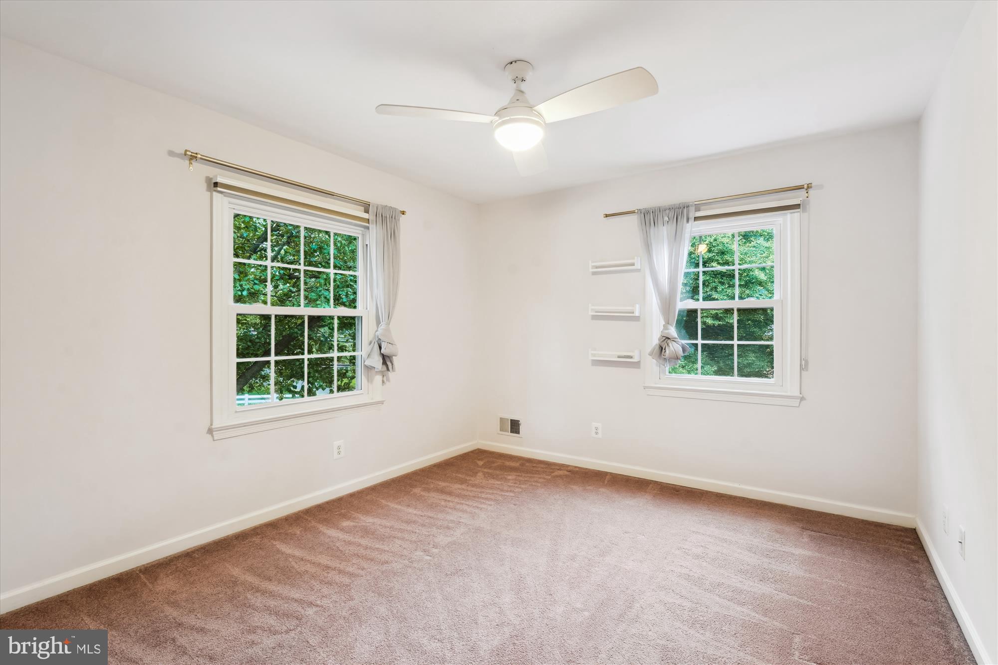 CHERRYDALE - Residential Lease