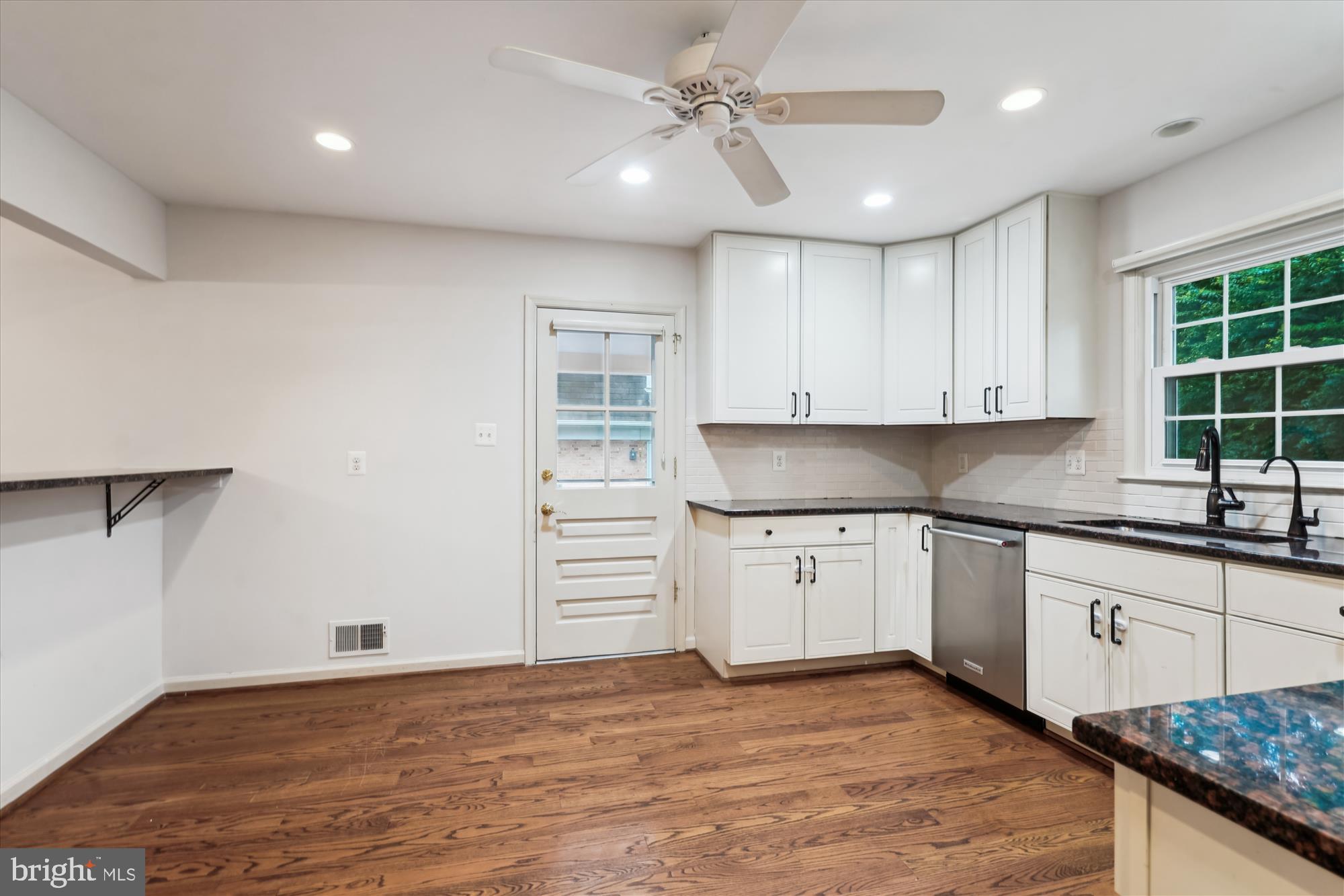 CHERRYDALE - Residential Lease