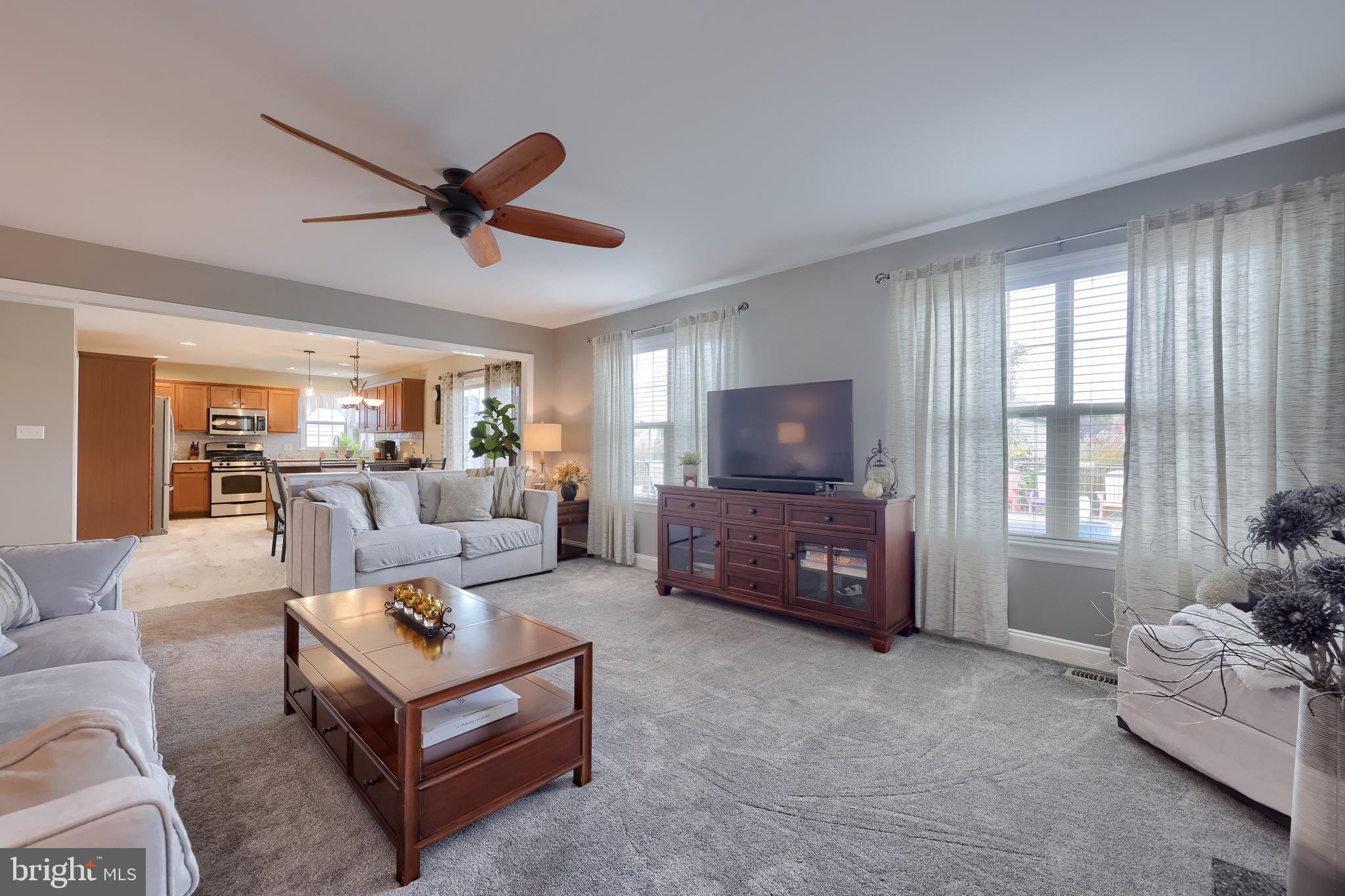 ELM TREE - Residential