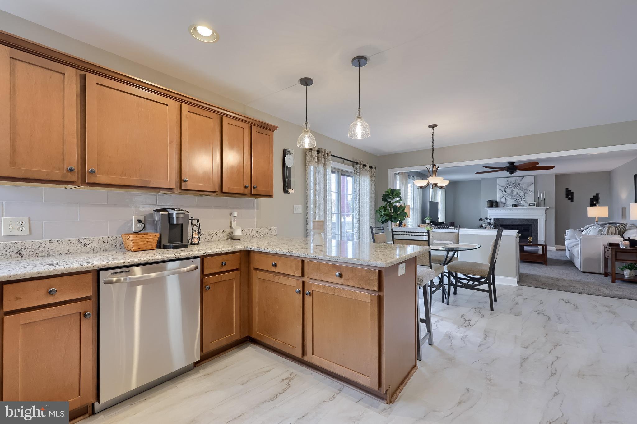 ELM TREE - Residential