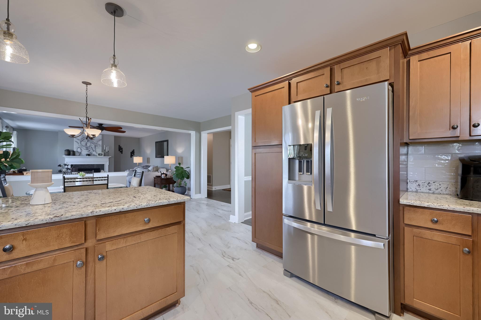 ELM TREE - Residential