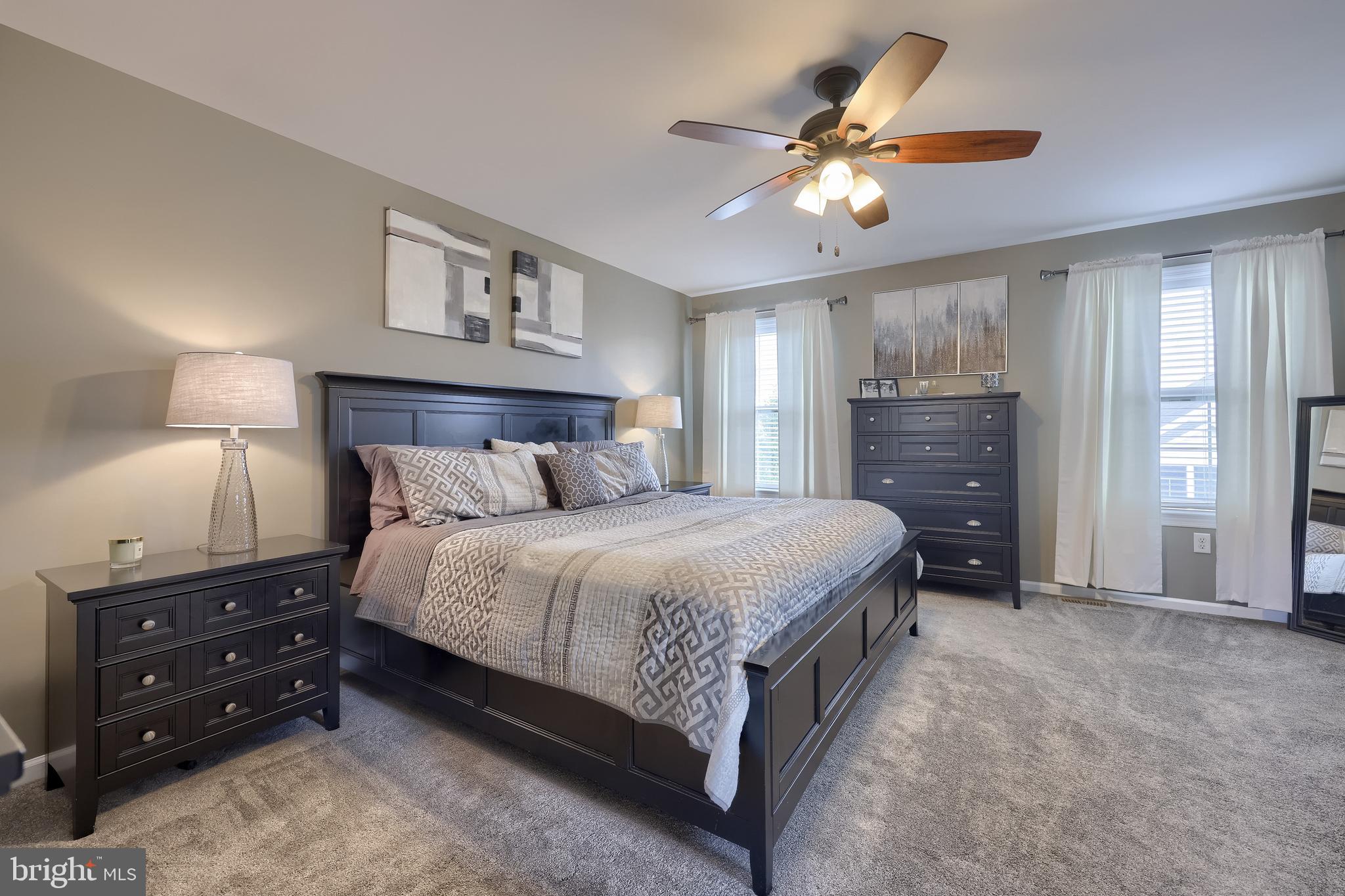 ELM TREE - Residential