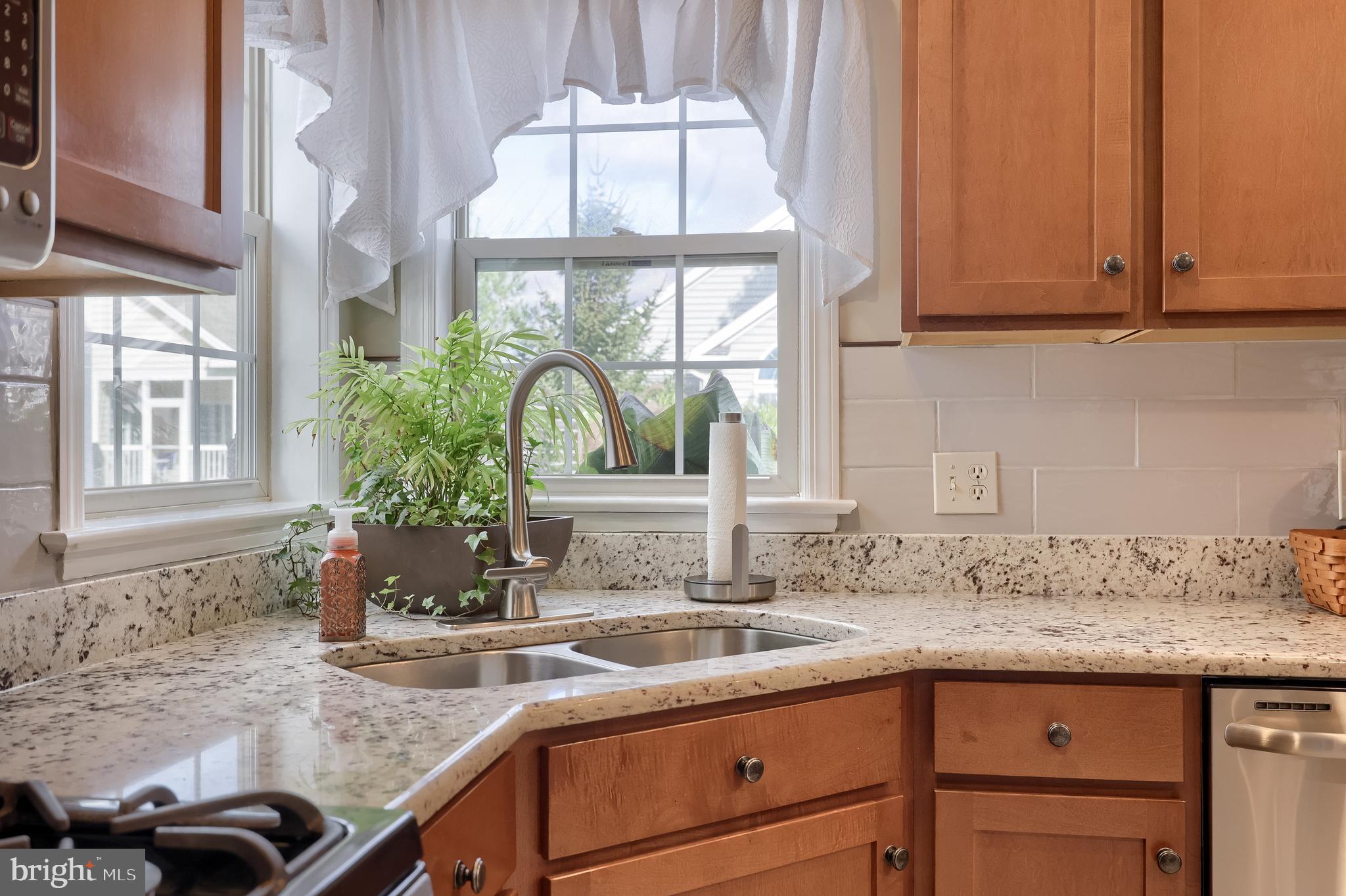 ELM TREE - Residential