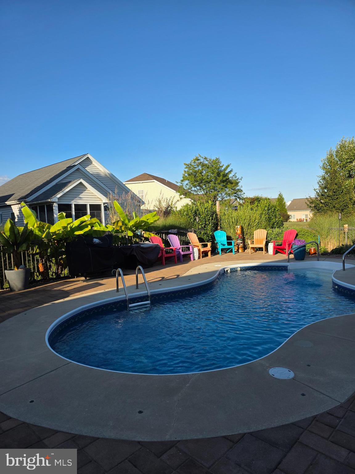 ELM TREE - Residential