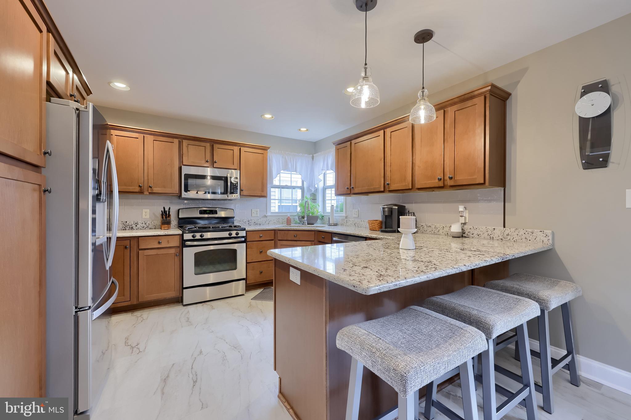 ELM TREE - Residential