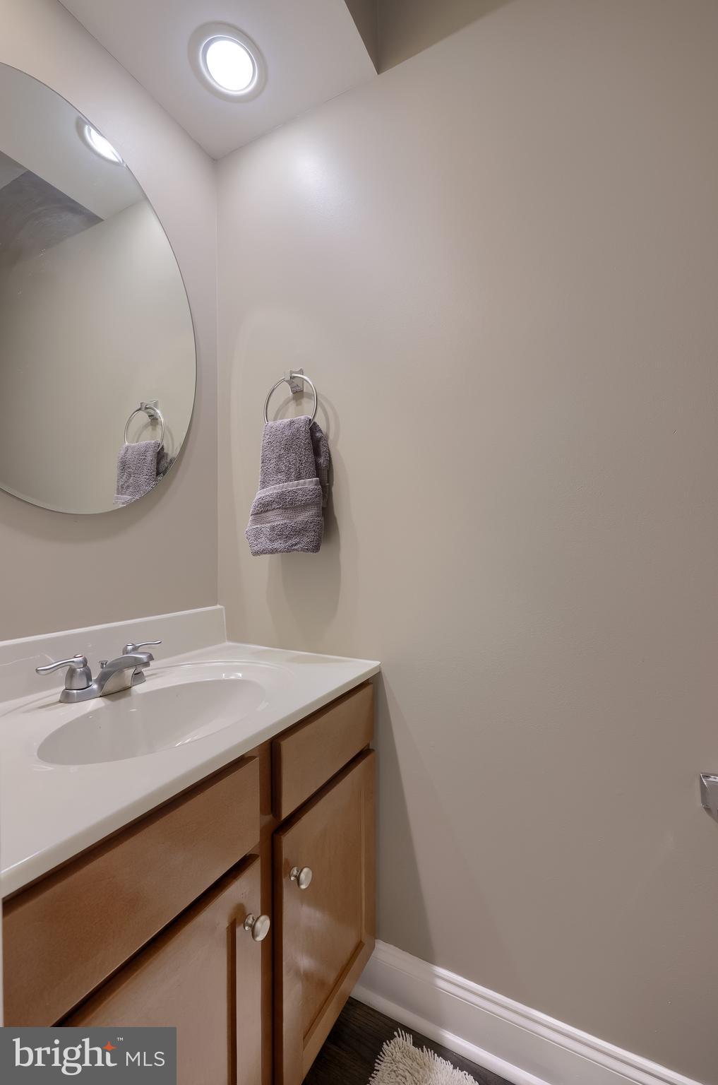 ELM TREE - Residential