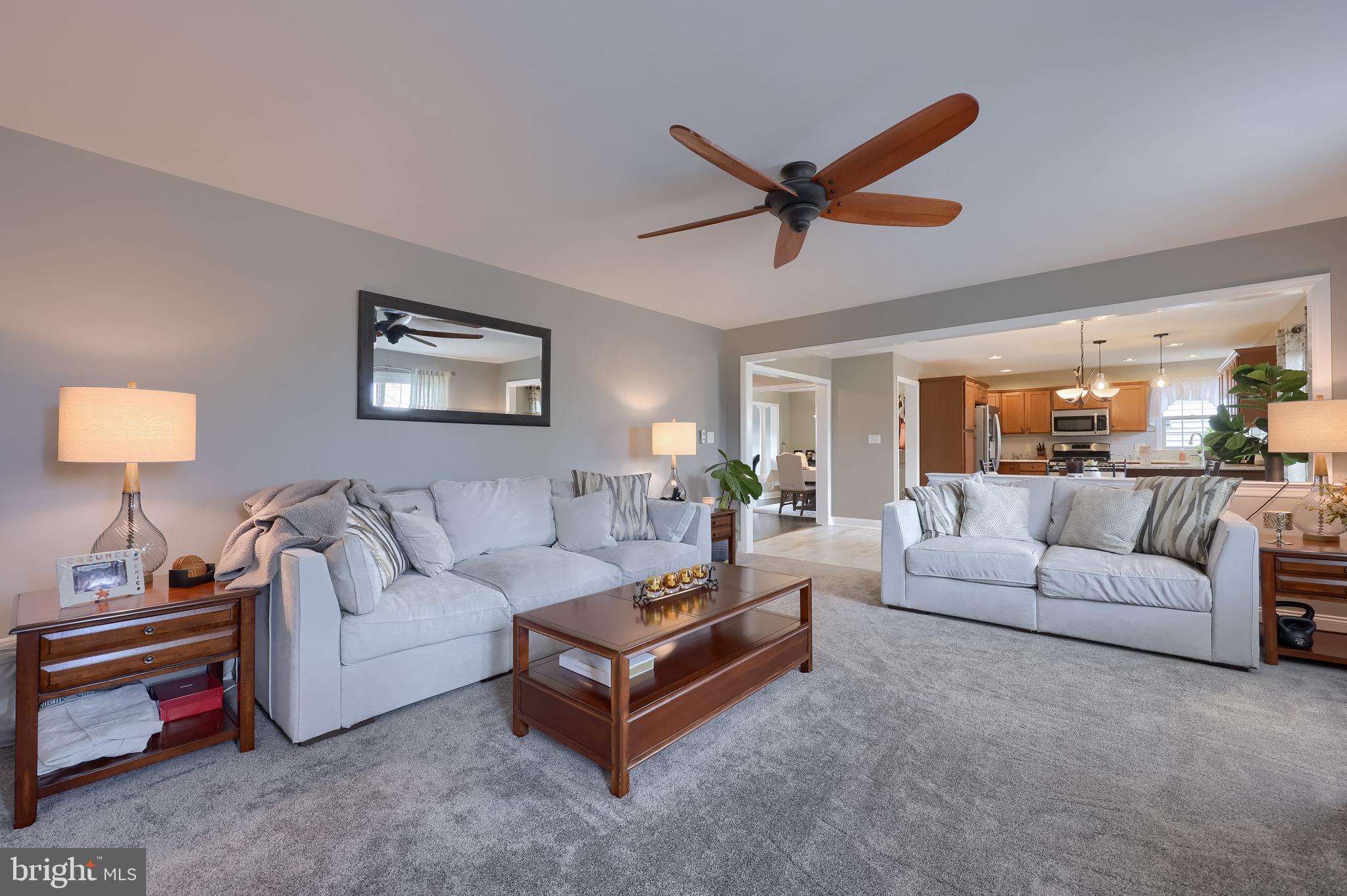 ELM TREE - Residential