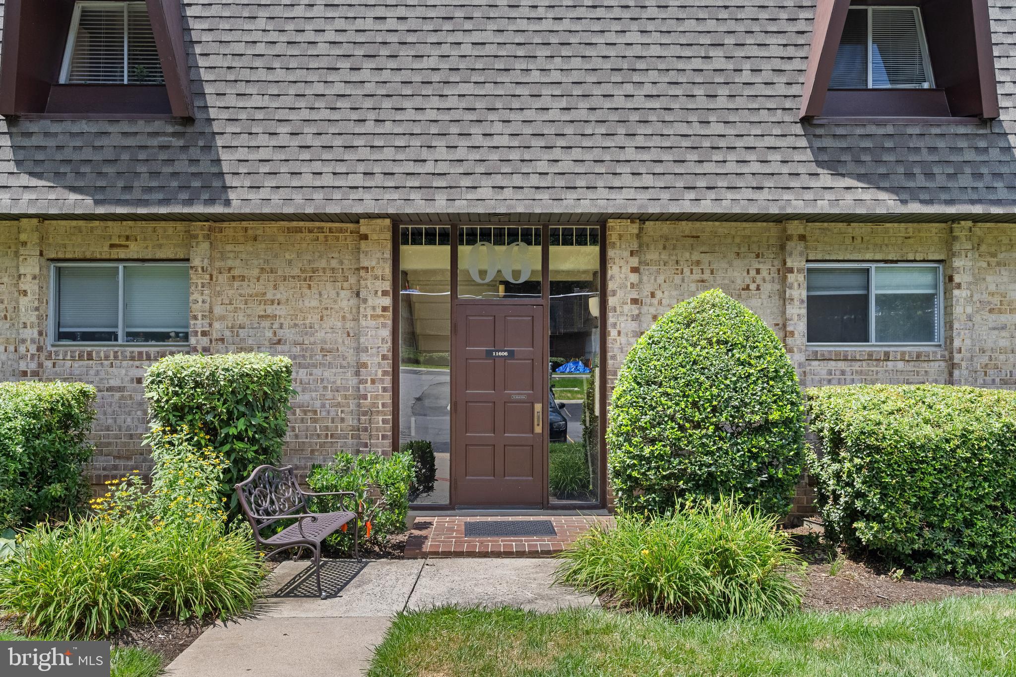 11606 VANTAGE HILL ROAD 12B