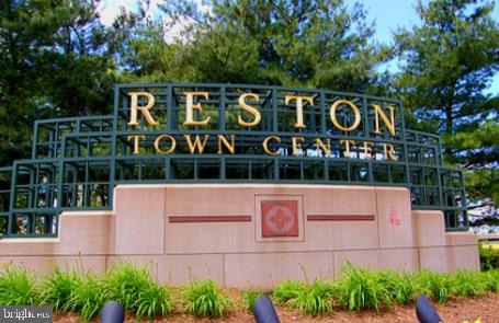 VANTAGE HILL - Residential