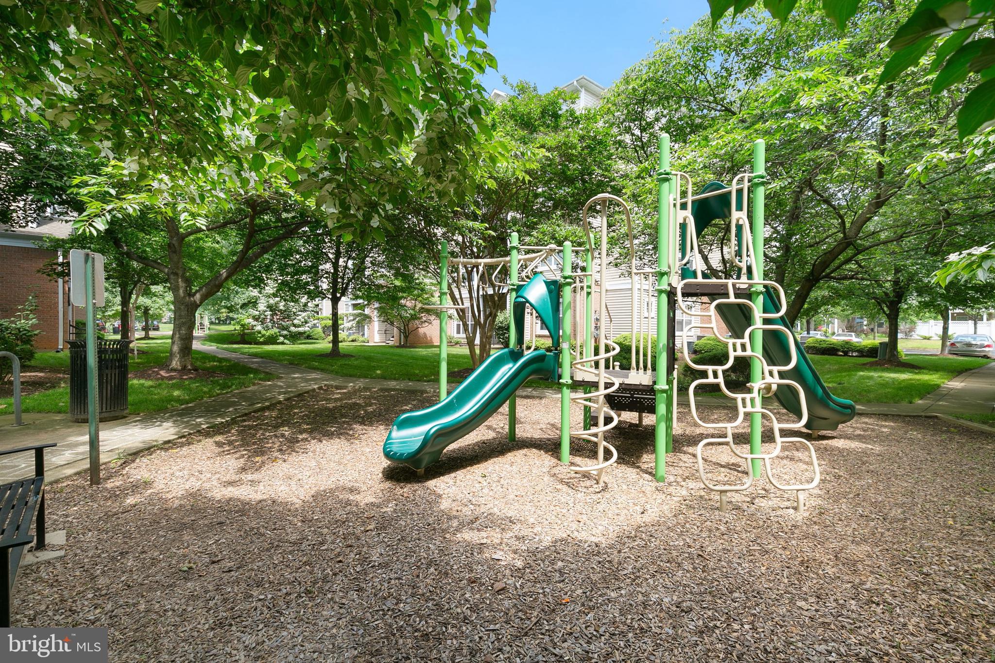 ASHMORE AT GERMANOWN COMMUNITY - Residential