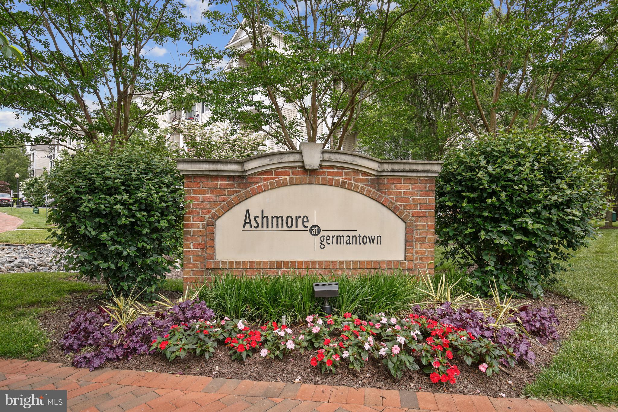 ASHMORE AT GERMANOWN COMMUNITY - Residential
