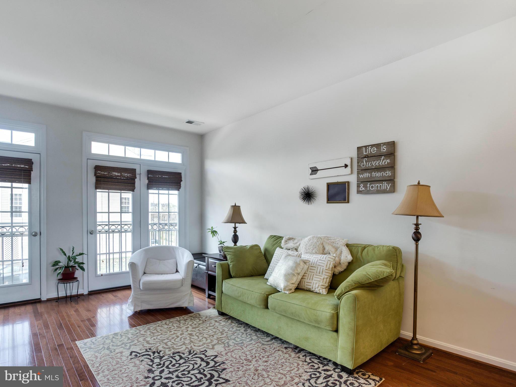 POWELLS RUN VILLAGE COND - Residential