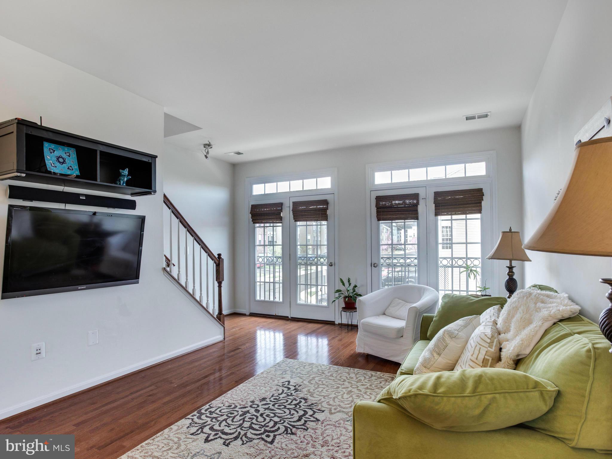 POWELLS RUN VILLAGE COND - Residential