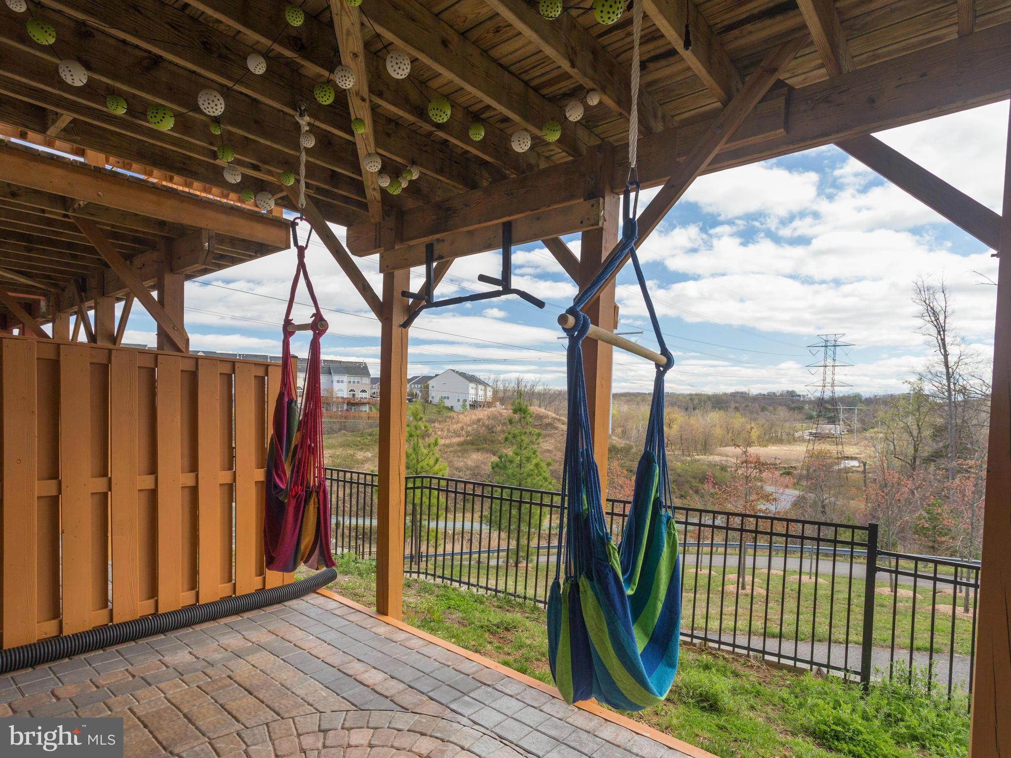 POWELLS RUN VILLAGE COND - Residential